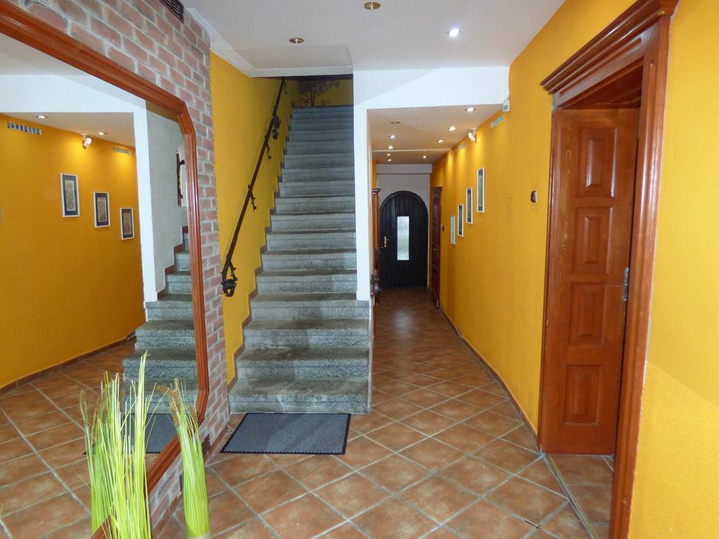 Penzion - Restaurant U Zamku Becov nad Teplou Bagian luar foto